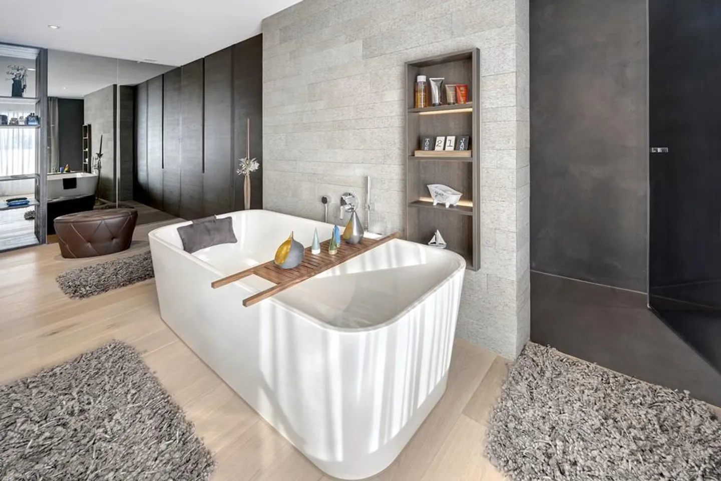 Maisonette di design con charme e vista ampia - Foto 4 di 7