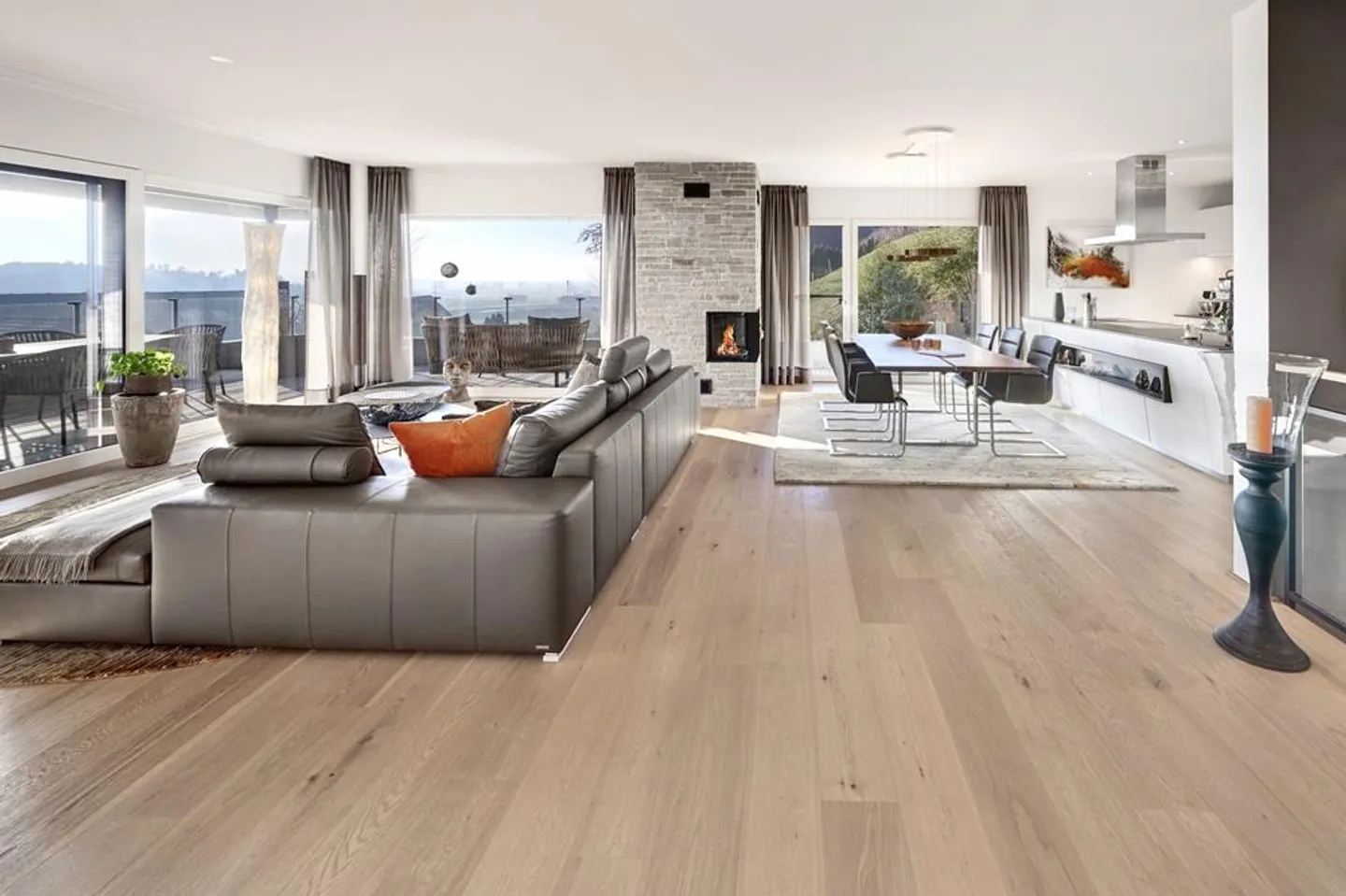 Maisonette di design con charme e vista ampia - Foto 1 di 7