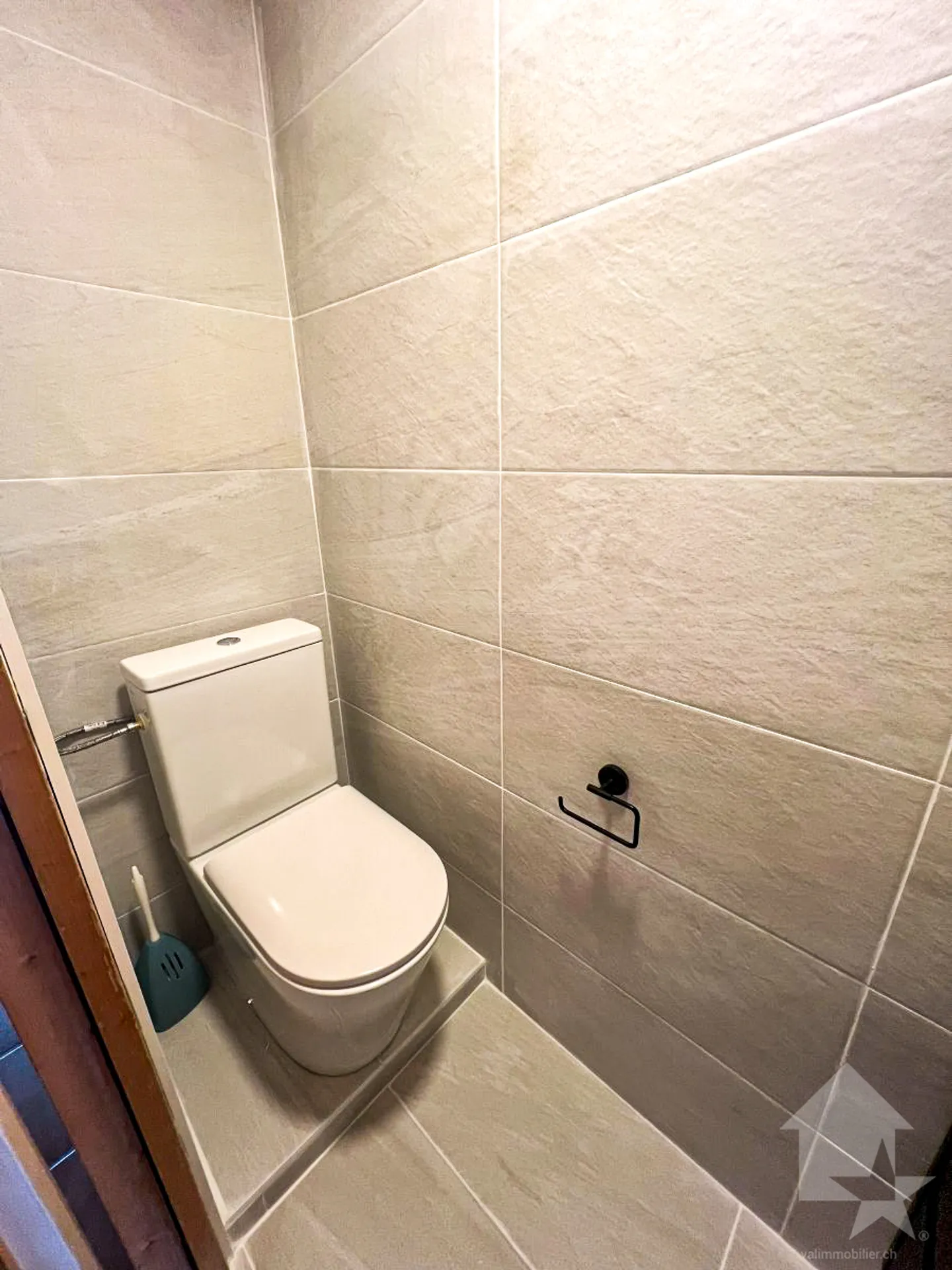 Beautiful Apartment in the Center of the Village of Grimentz - Photo 8 of 12