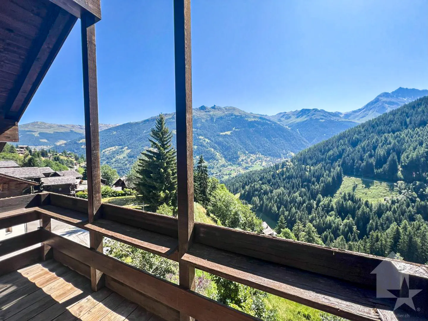 Beautiful Apartment in the Center of the Village of Grimentz - Photo 10 of 12