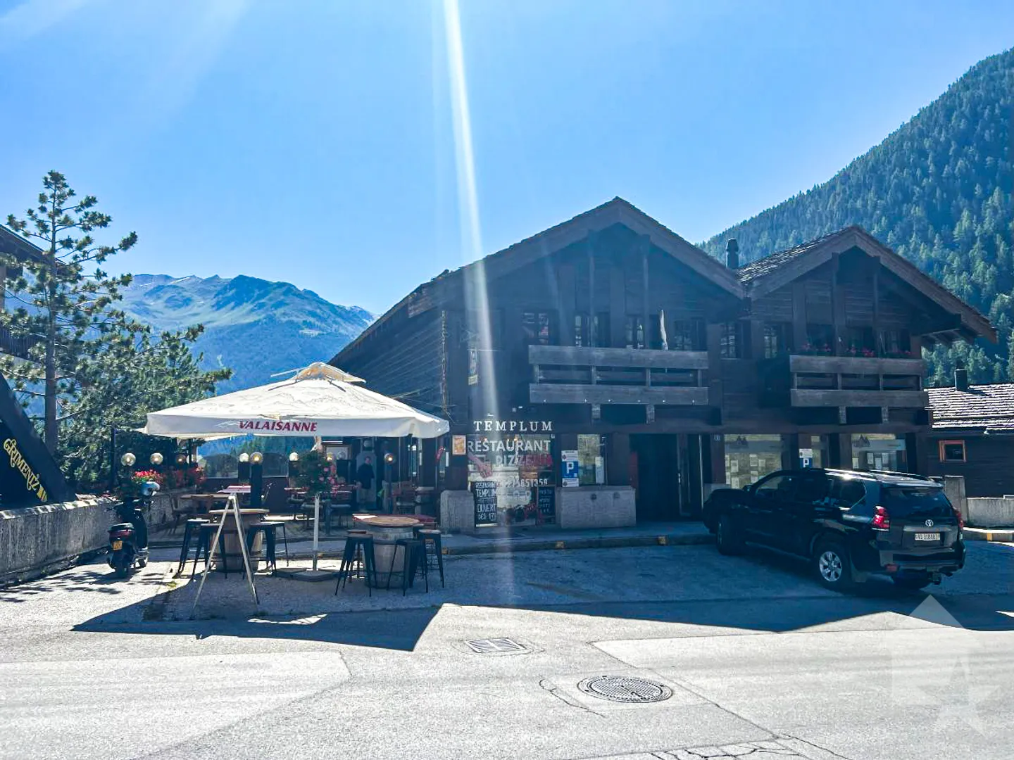 Beautiful Apartment in the Center of the Village of Grimentz - Photo 11 of 12