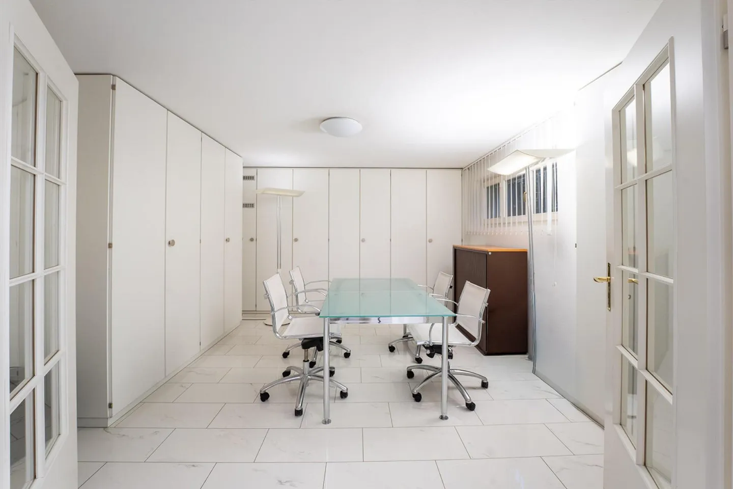 Edificio residenziale e commerciale a Liestal - Foto 15 di 18