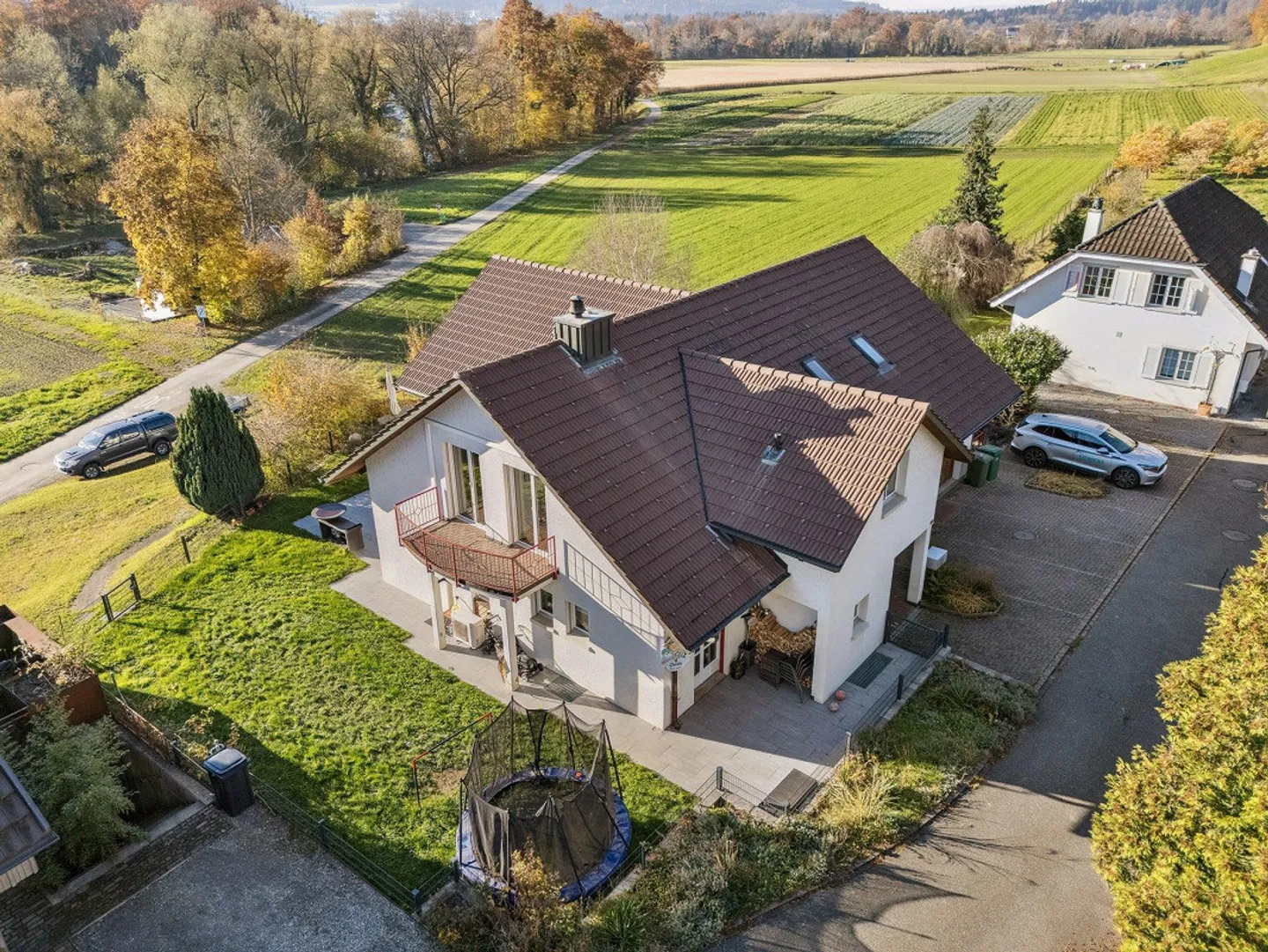 Spazio abitativo per generazioni con appartamento separato - Foto 1 di 4