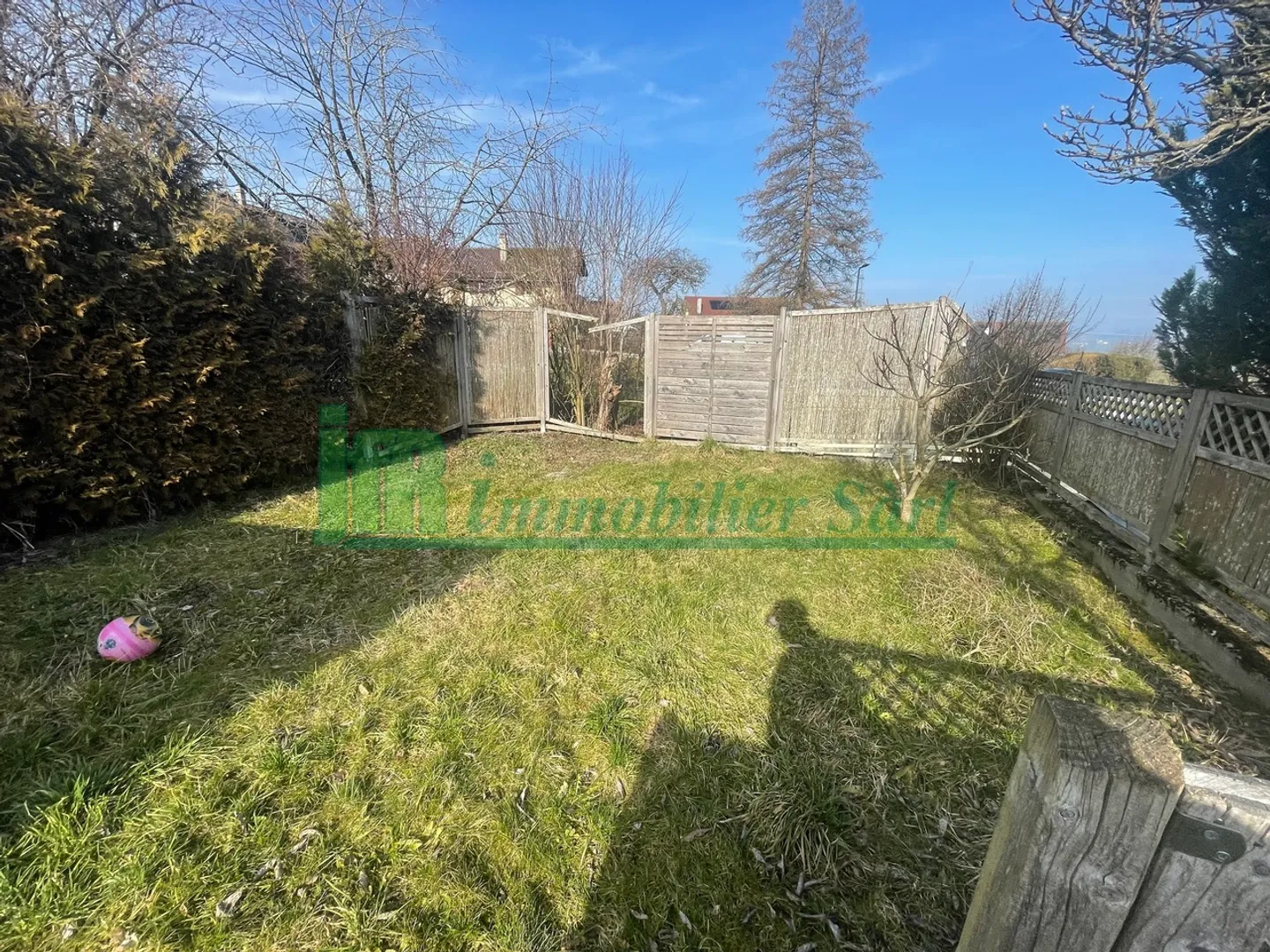 Ampio appartamento triplex di 7,5 locali in VENDITA a Essertes. - Foto 4 di 9