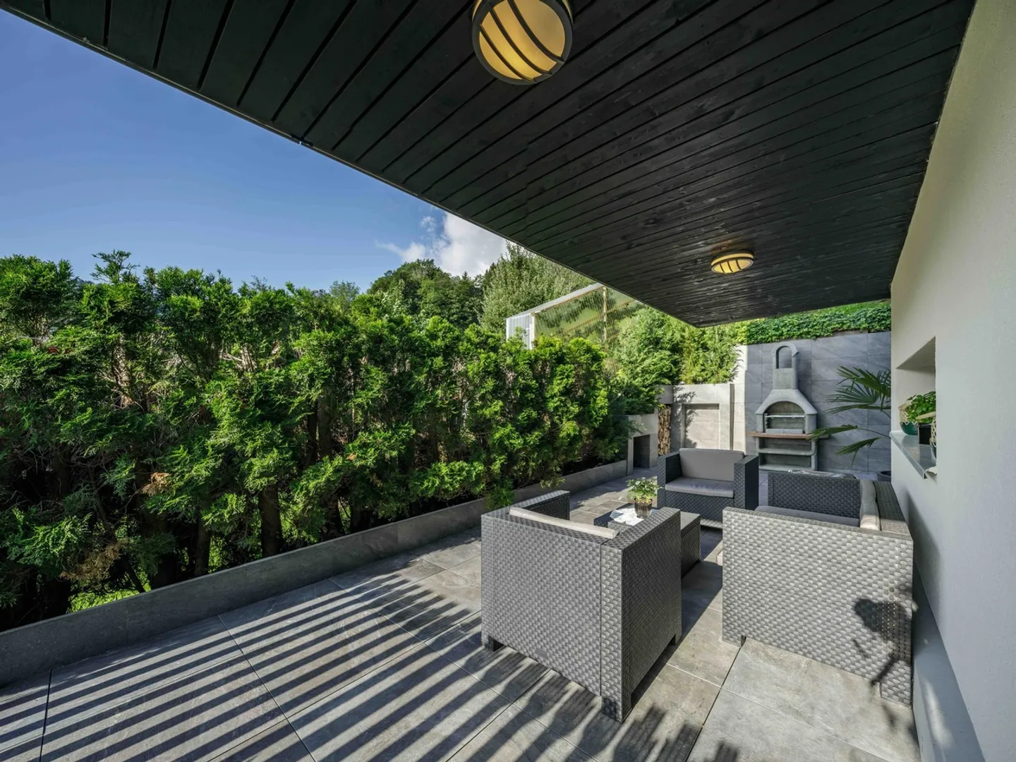 Villa exclusive avec vue spectaculaire sur le lac et les montagnes - Photo 29 sur 34