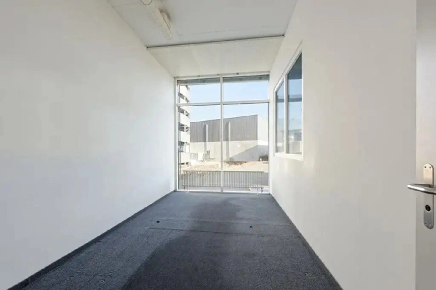 «Attraktiv gelegene Bürofläche in der Industrie Eich» - Foto 5 von 6