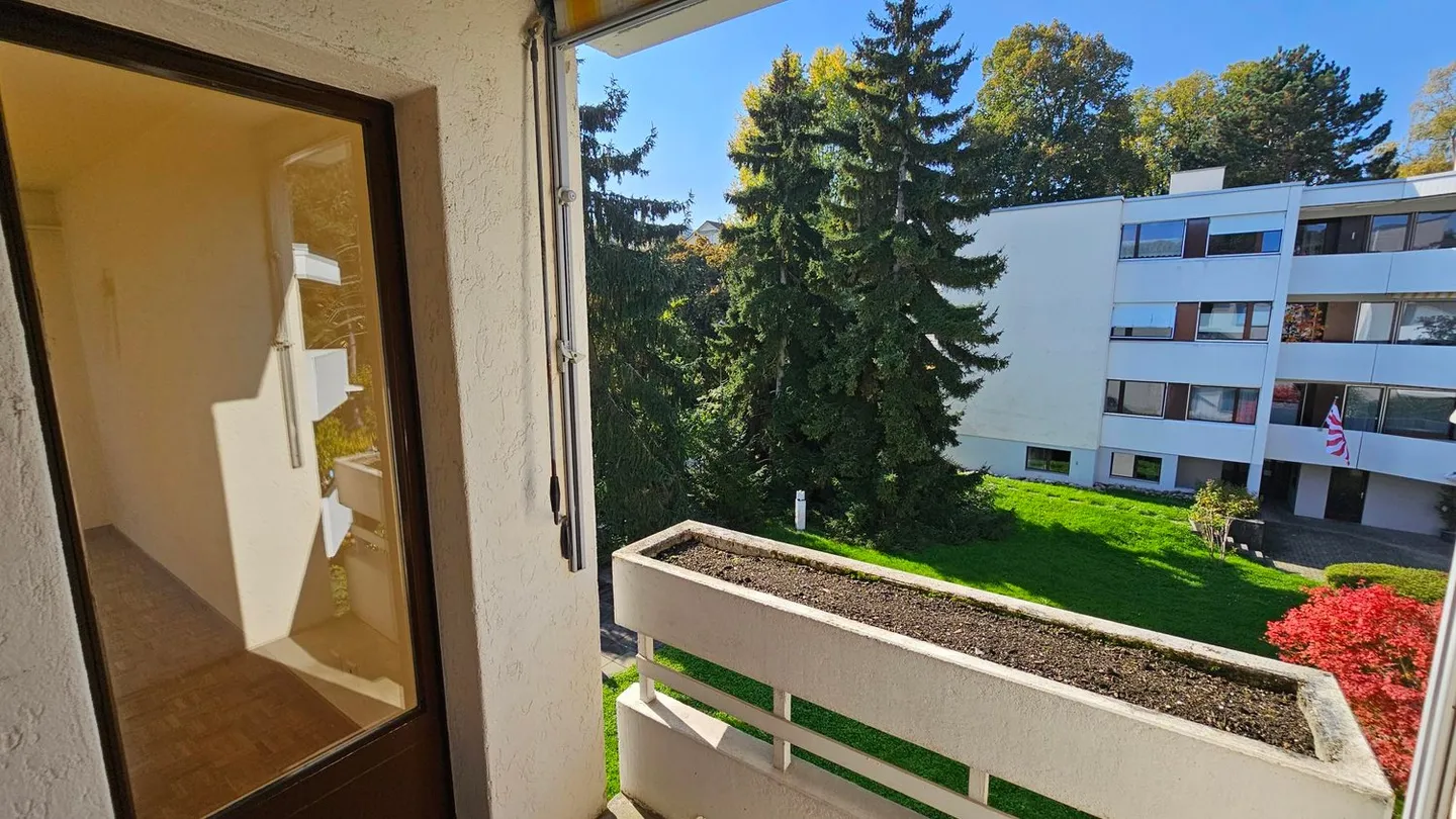 Helle 3.5-Zimmer-Wohnung mit Balkon - Foto 9 von 13