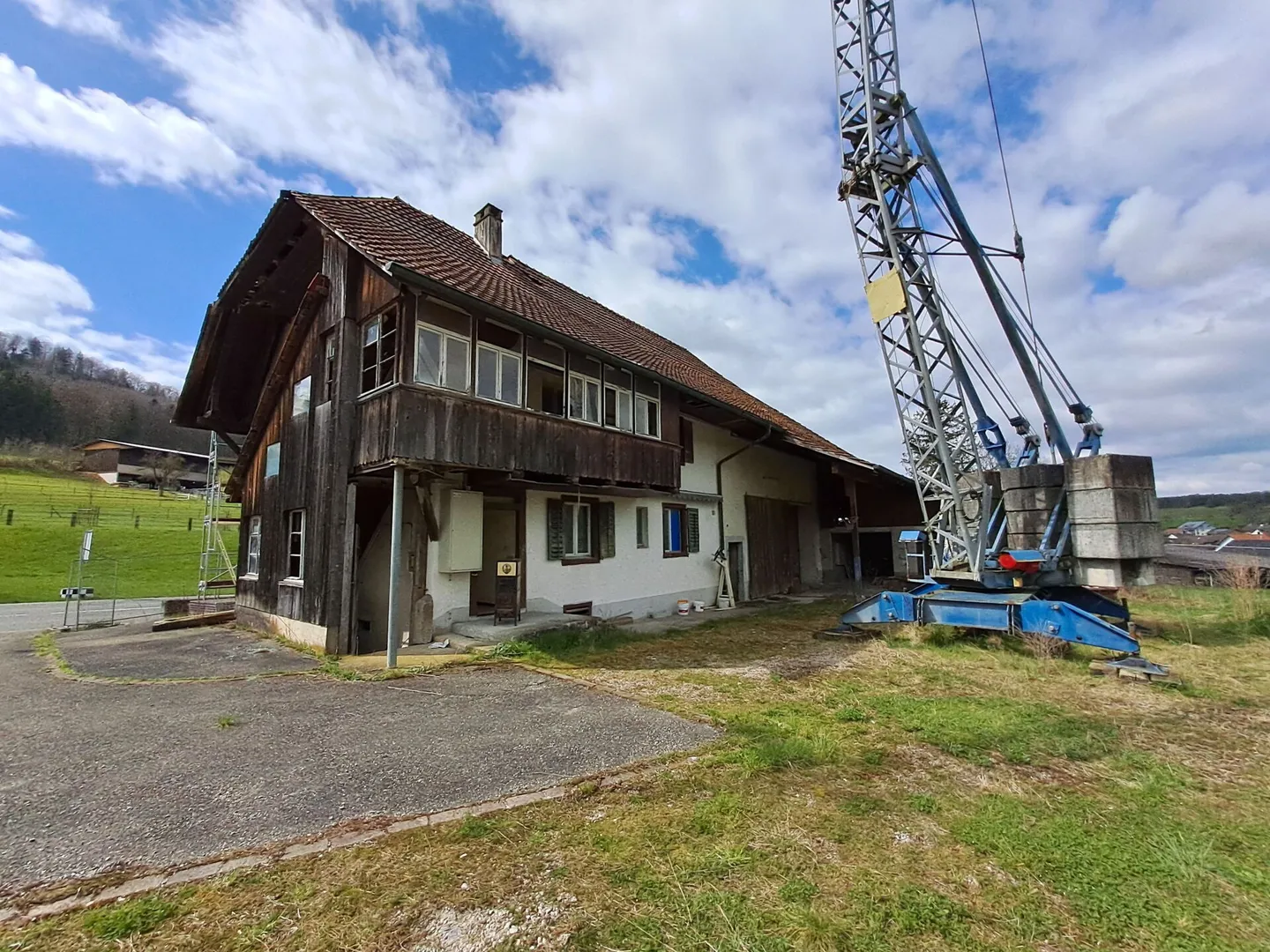Old Farmhouse with Large Plot - Photo 3 of 12