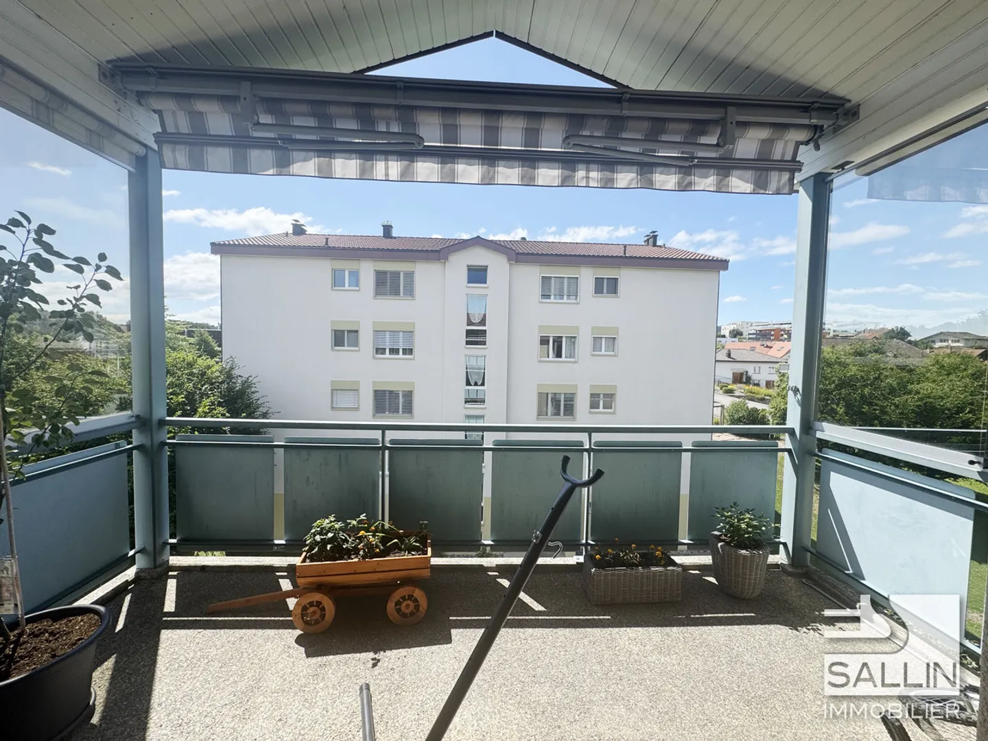 Spacious 5-room apartment on the 3rd floor with indoor parking space - Photo 6 of 9