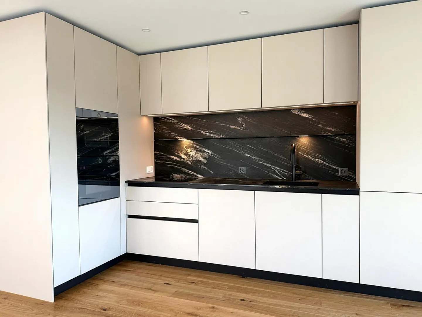 Appartement 2,5 pièces 1er étage - Photo 8 sur 13