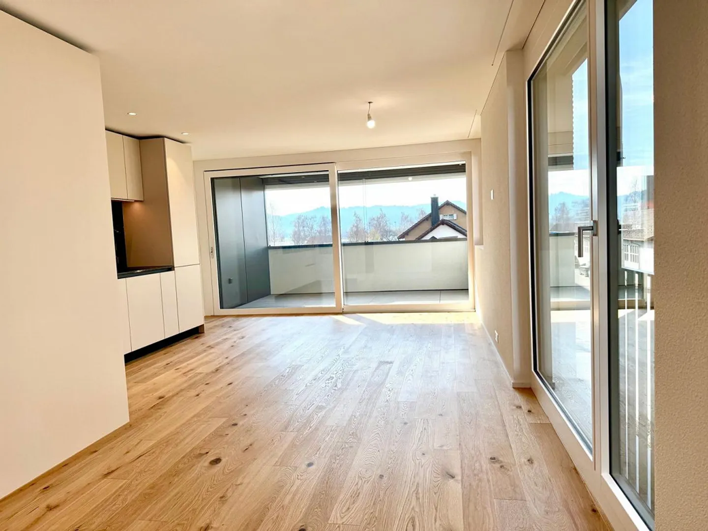 Appartement 2,5 pièces 1er étage - Photo 6 sur 13