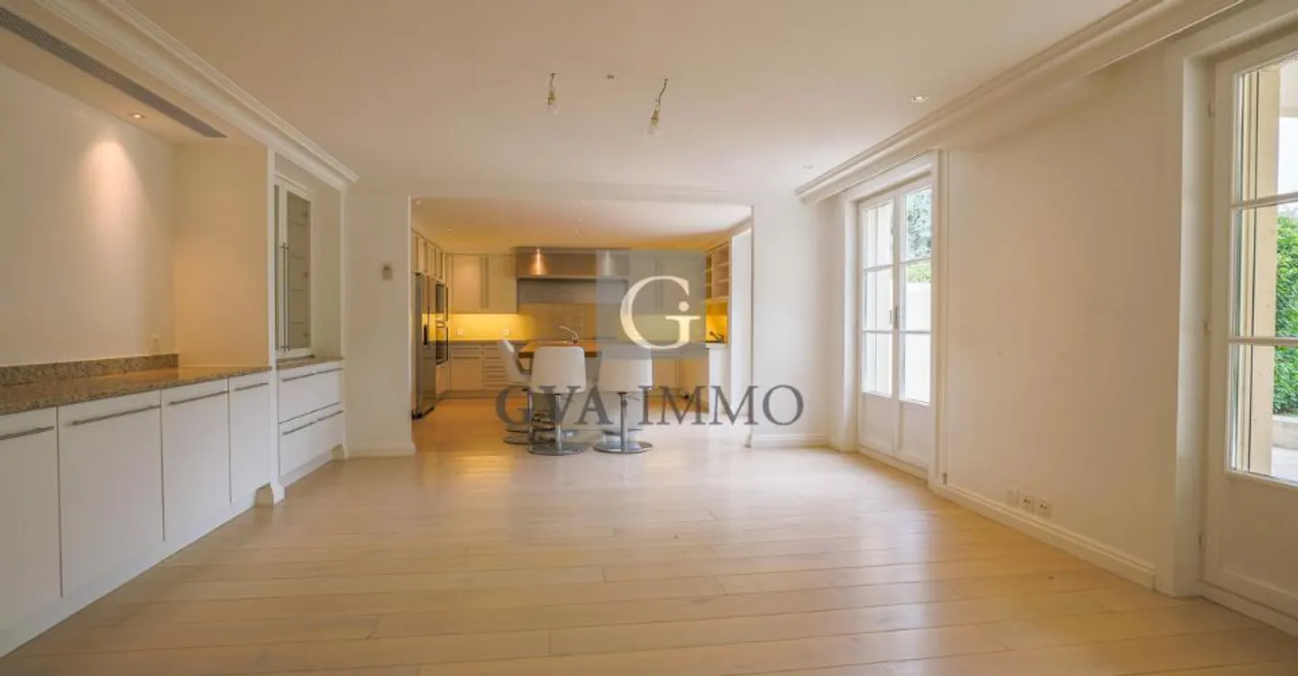Elegante moderne Villa in Vandoeuvres - Foto 8 von 11