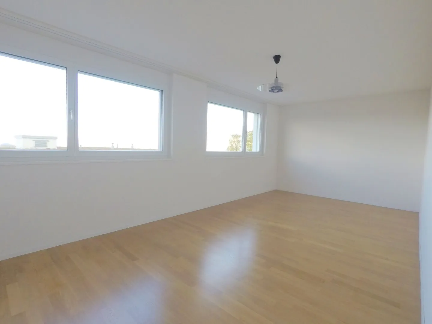 Grosszügige 4,5-Zimmer-Wohnung an ruhiger Lage - Foto 9 von 11