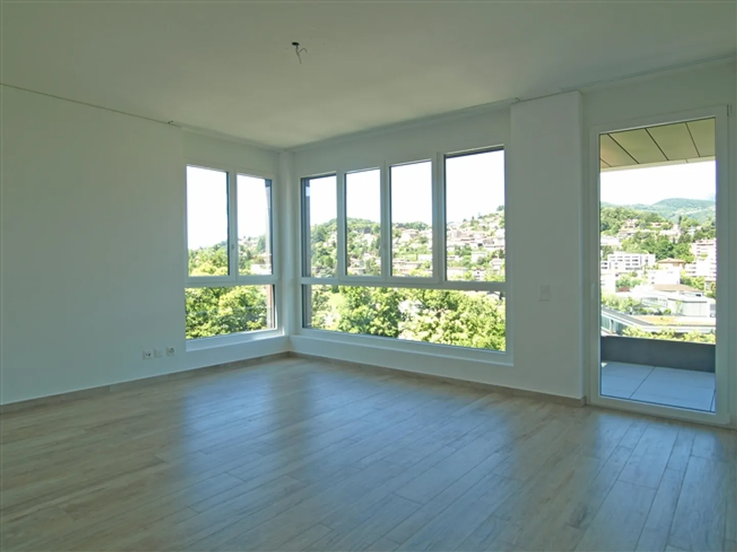 «Lugano 6,5-Zimmer-Penthäuser mit Seeblick - 4 Schlafzimmer» - Foto 8 von 15