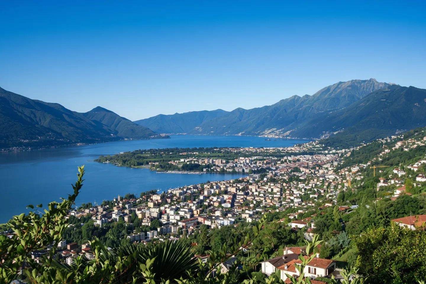 Bright Apartment with Lake View - Photo 1 of 28