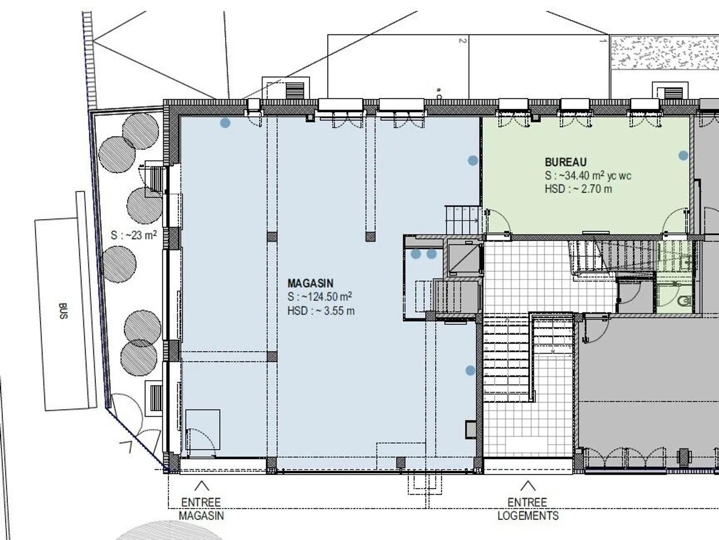 Commercial space of 37 m2 in the city center - Photo 2 of 2