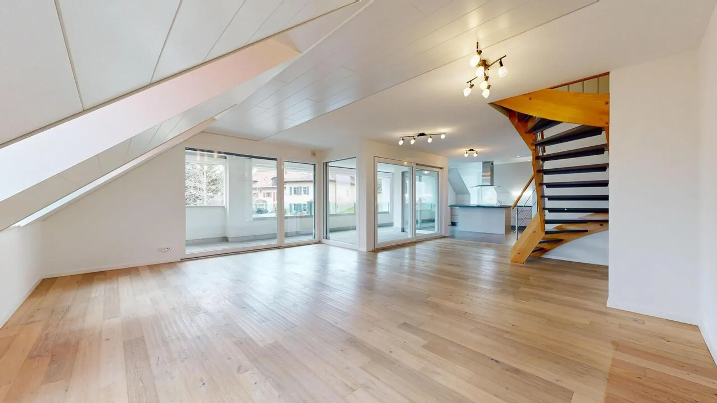 25 33 Magnificent duplex penthouse with terrace - Photo 1 of 17