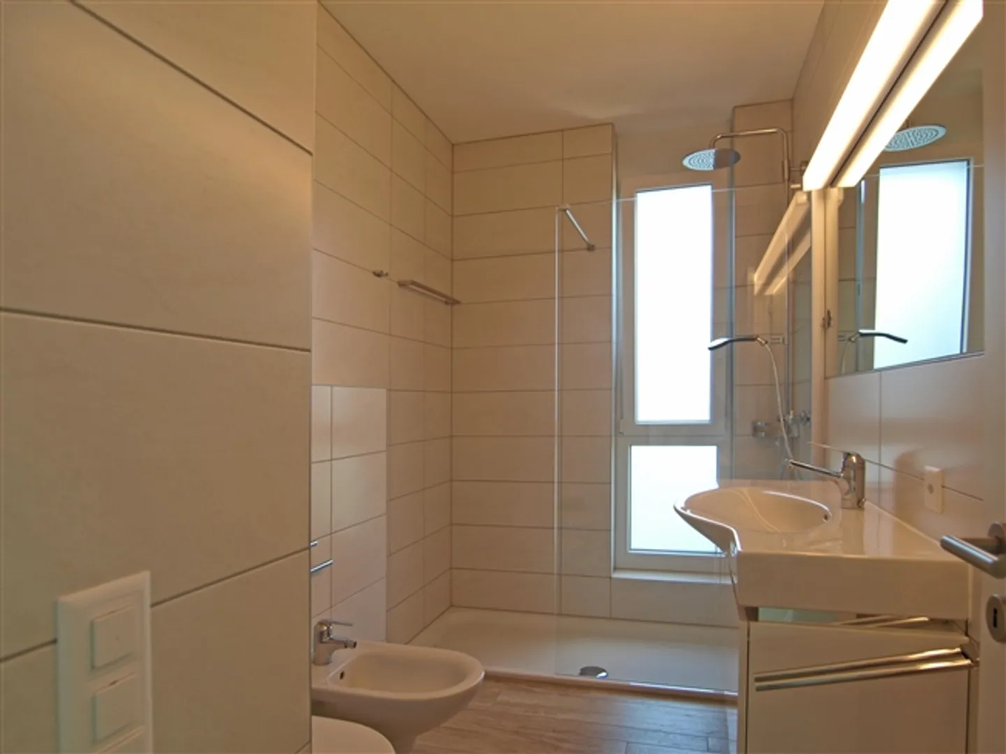 «Lugano 6,5-Zimmer-Penthäuser mit Seeblick - 4 Schlafzimmer» - Foto 10 von 15