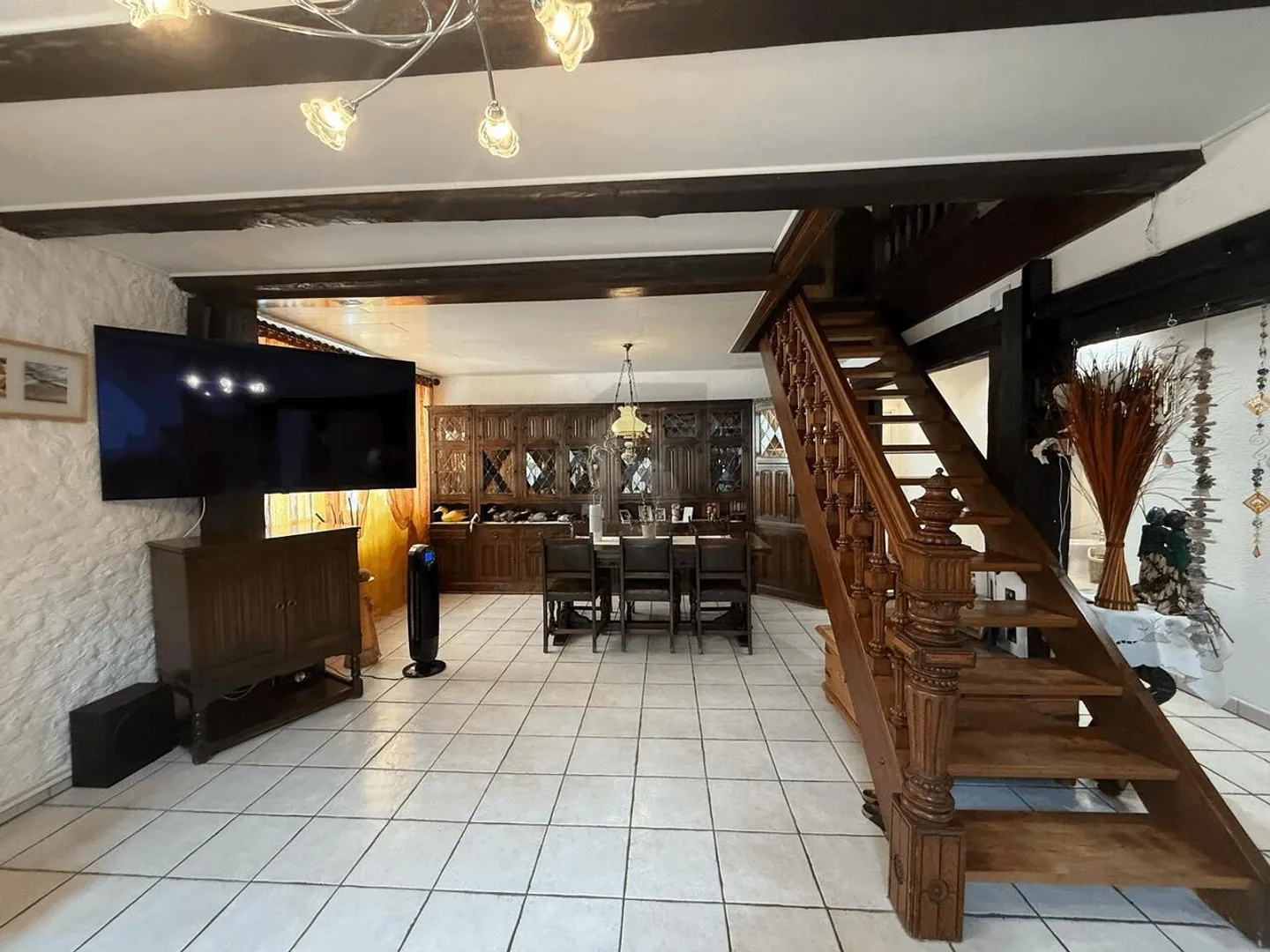 Single house for sale - Photo 1 of 6