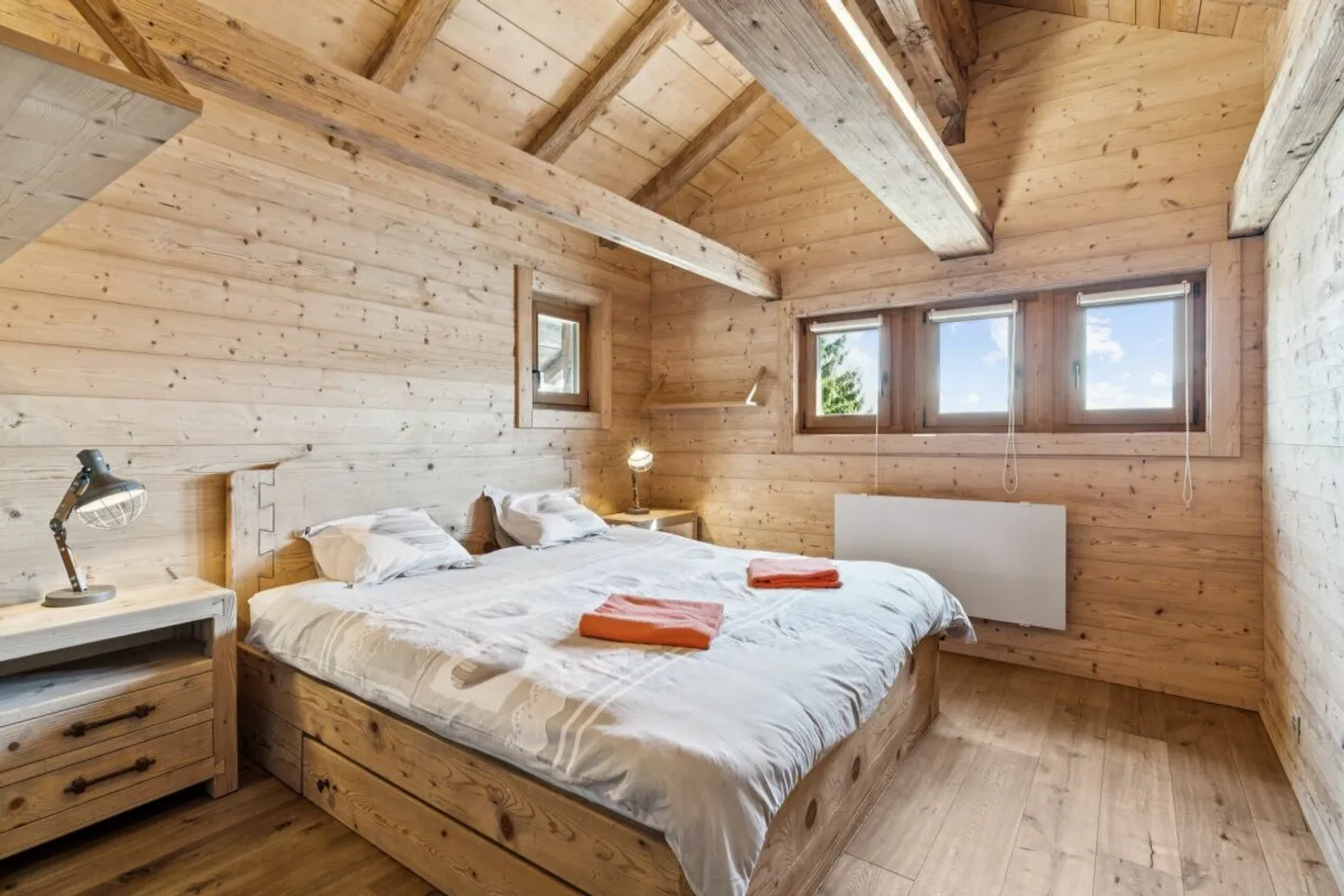 Luxury Chalet with Pool & Views - Photo 11 of 19