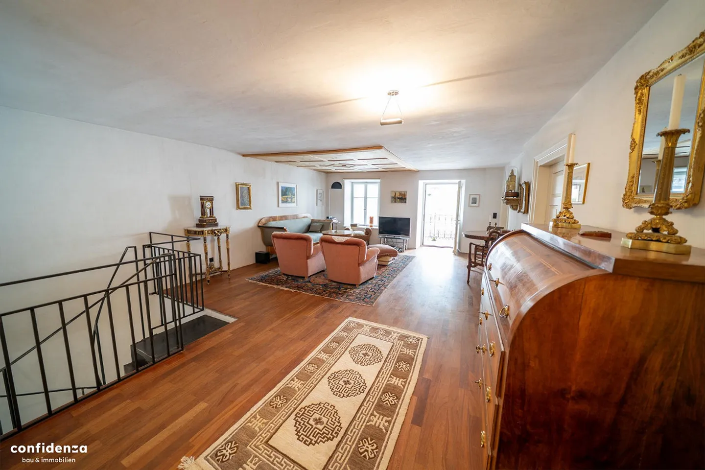 Historical Chasa Plaz in Ardez – Engadine house with development potential - Photo 5 of 16