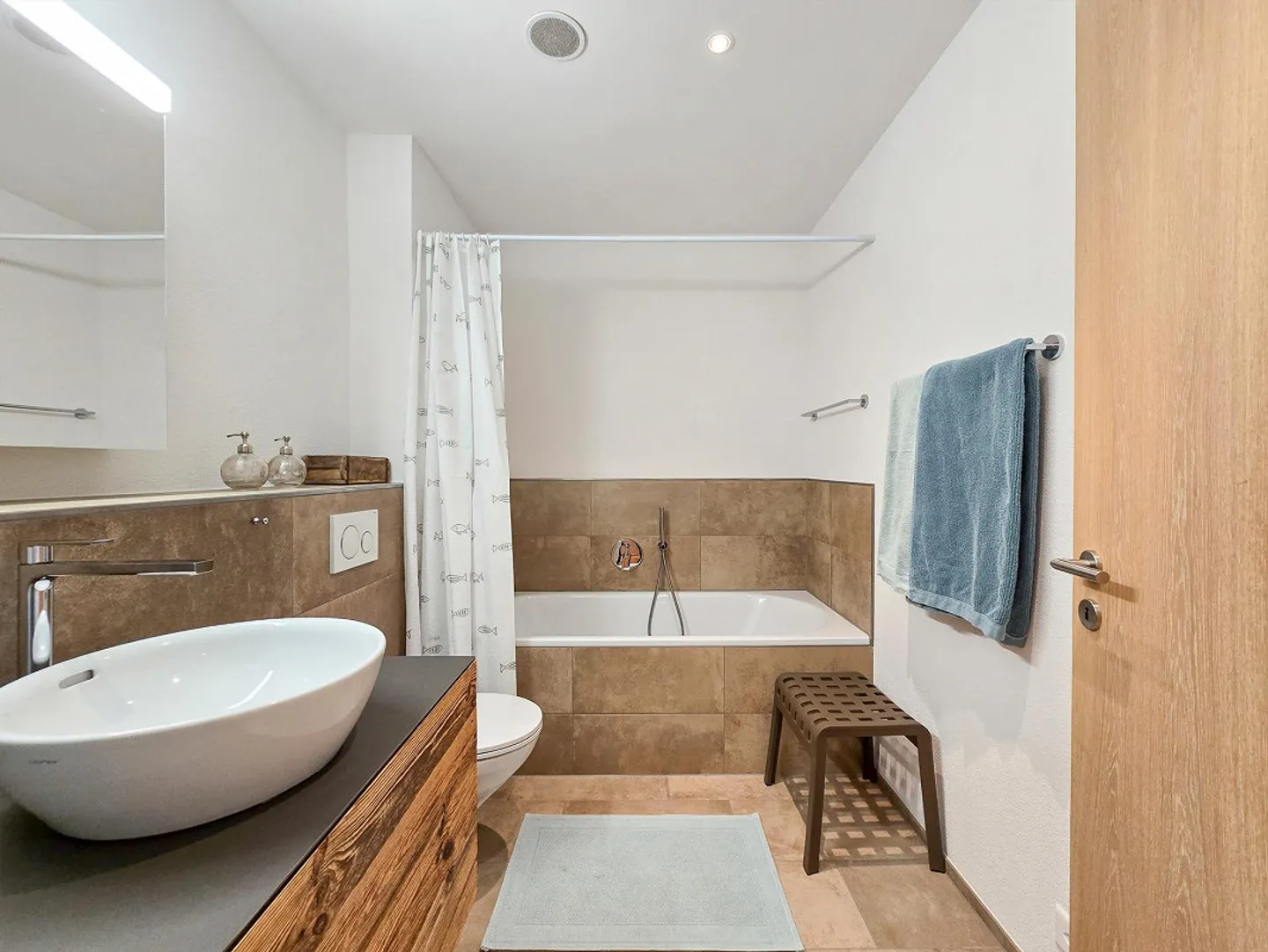 Uniquement comme résidence principale - Appartement moderne de 4,5 pièces au 1er étage - Photo 14 sur 23