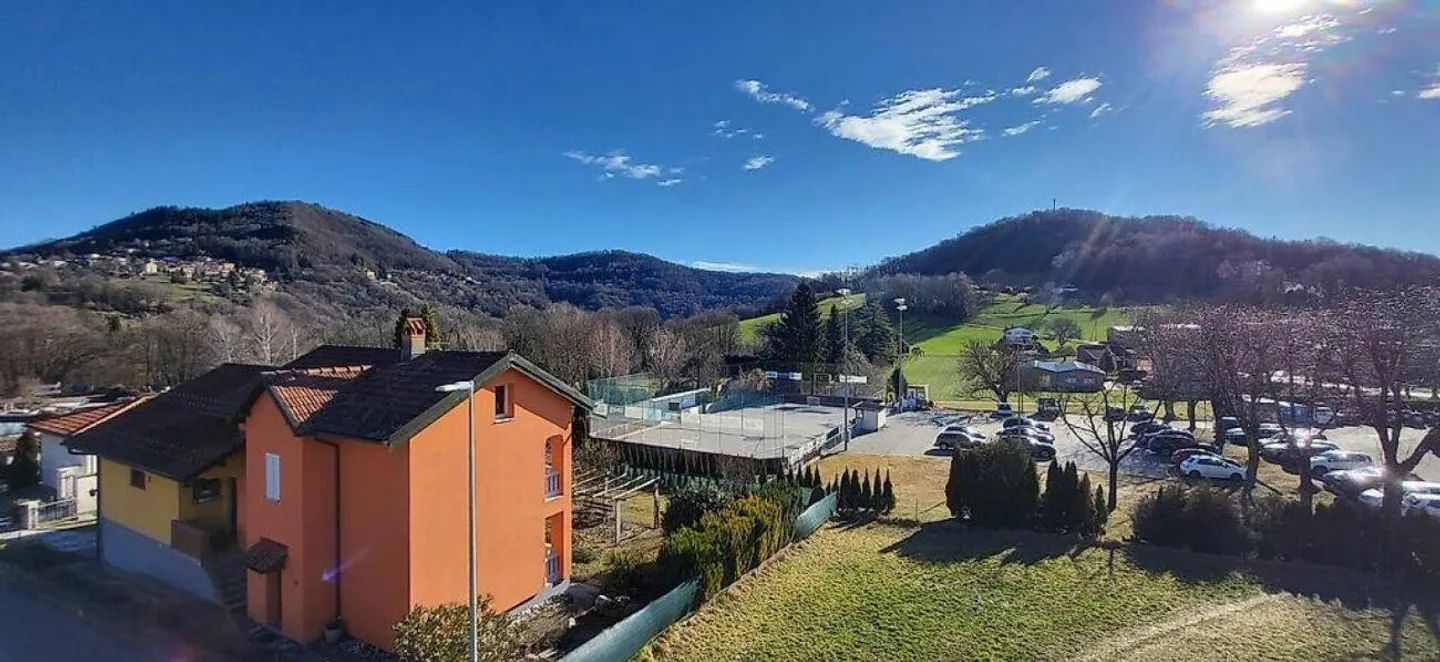 4.5-ROOM APARTMENT WITH OPEN VIEW - Photo 1 of 6
