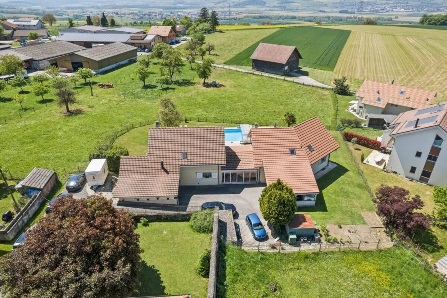 Individual Villa with Annexes - Photo 17 of 17