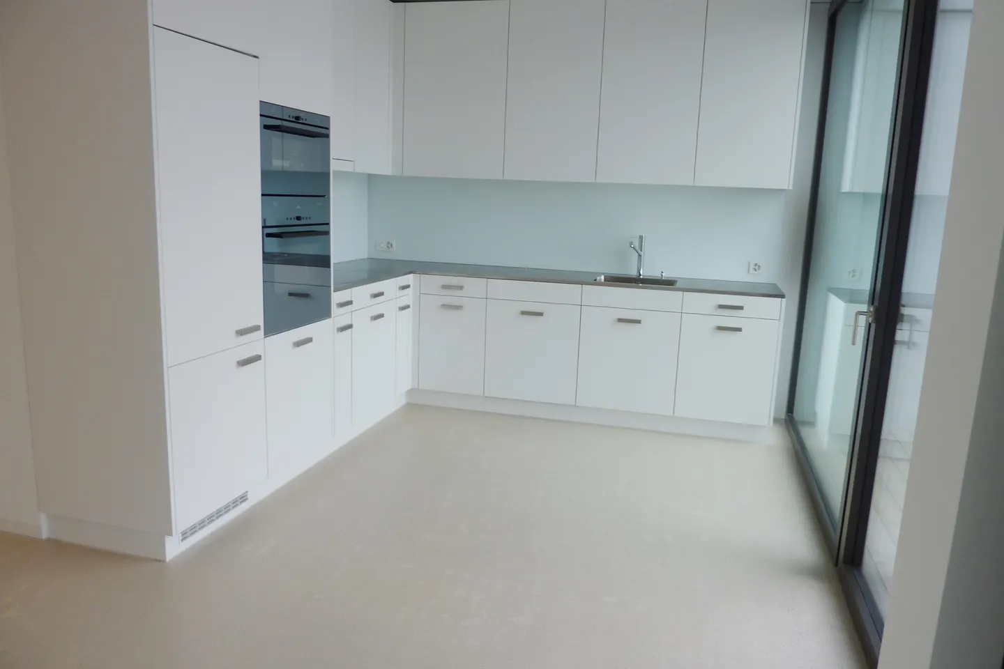 Chic Urbanes Apartment mit Balkon - Foto 5 von 6