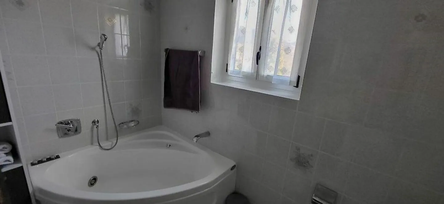 4.5-ROOM APARTMENT WITH OPEN VIEW - Photo 5 of 6