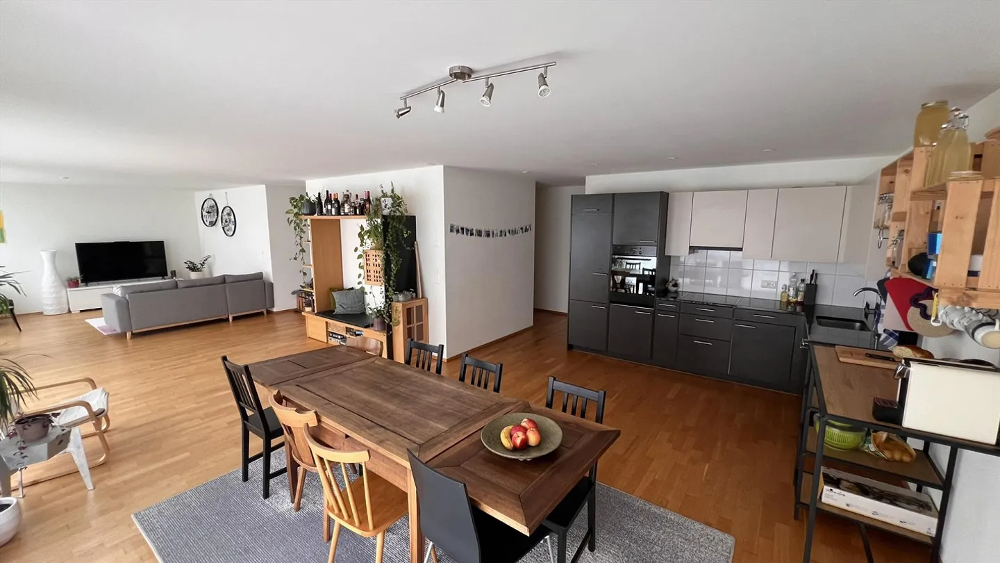 Möbliertes Zimmer mit Bad - Foto 4 von 6