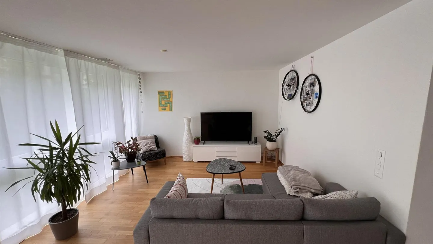 Möbliertes Zimmer mit Bad - Foto 5 von 6