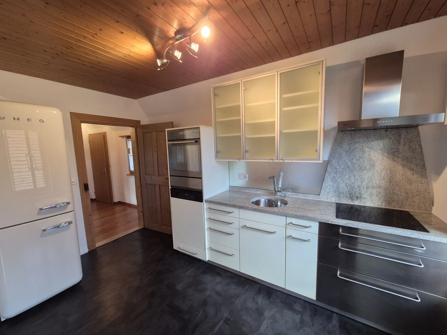 Appartement Charmant avec Jardin - Photo 6 sur 14