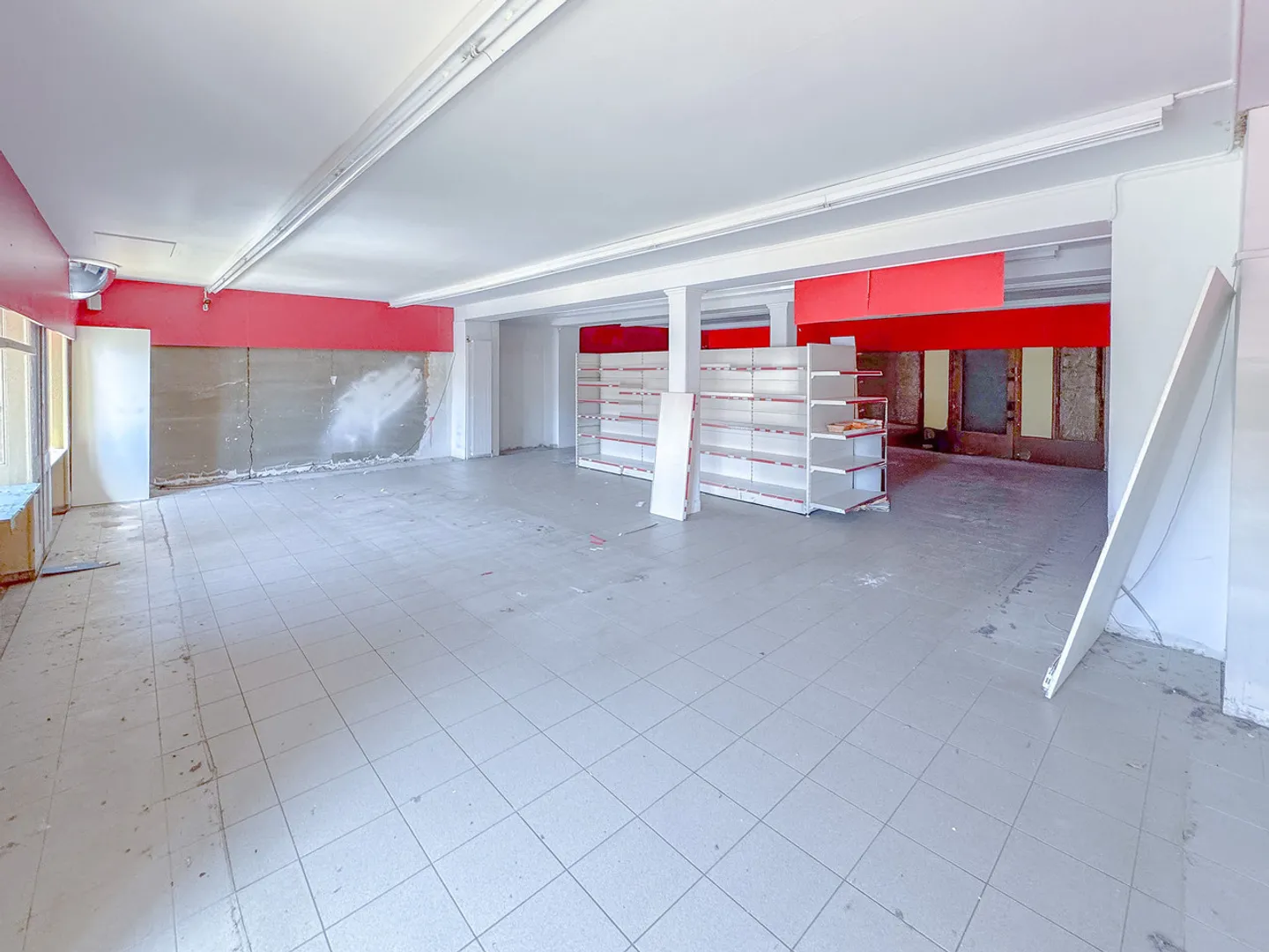 Edificio ad uso misto in affitto - Foto 25 di 29