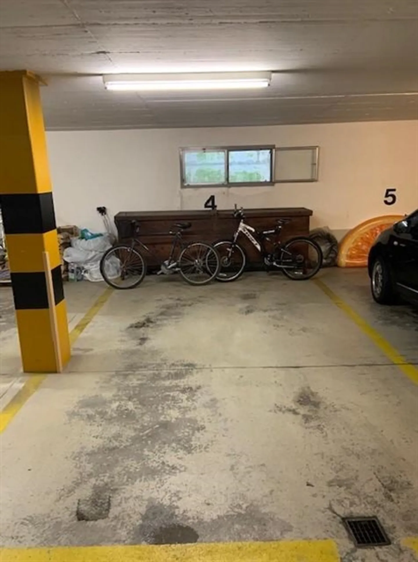 «Appartamento mansardato 3.5 locali con posteggio interno / 3.5 Zimmer-Dachgeschosswohnung mit Innenstellplatz» - Foto 14 di 16