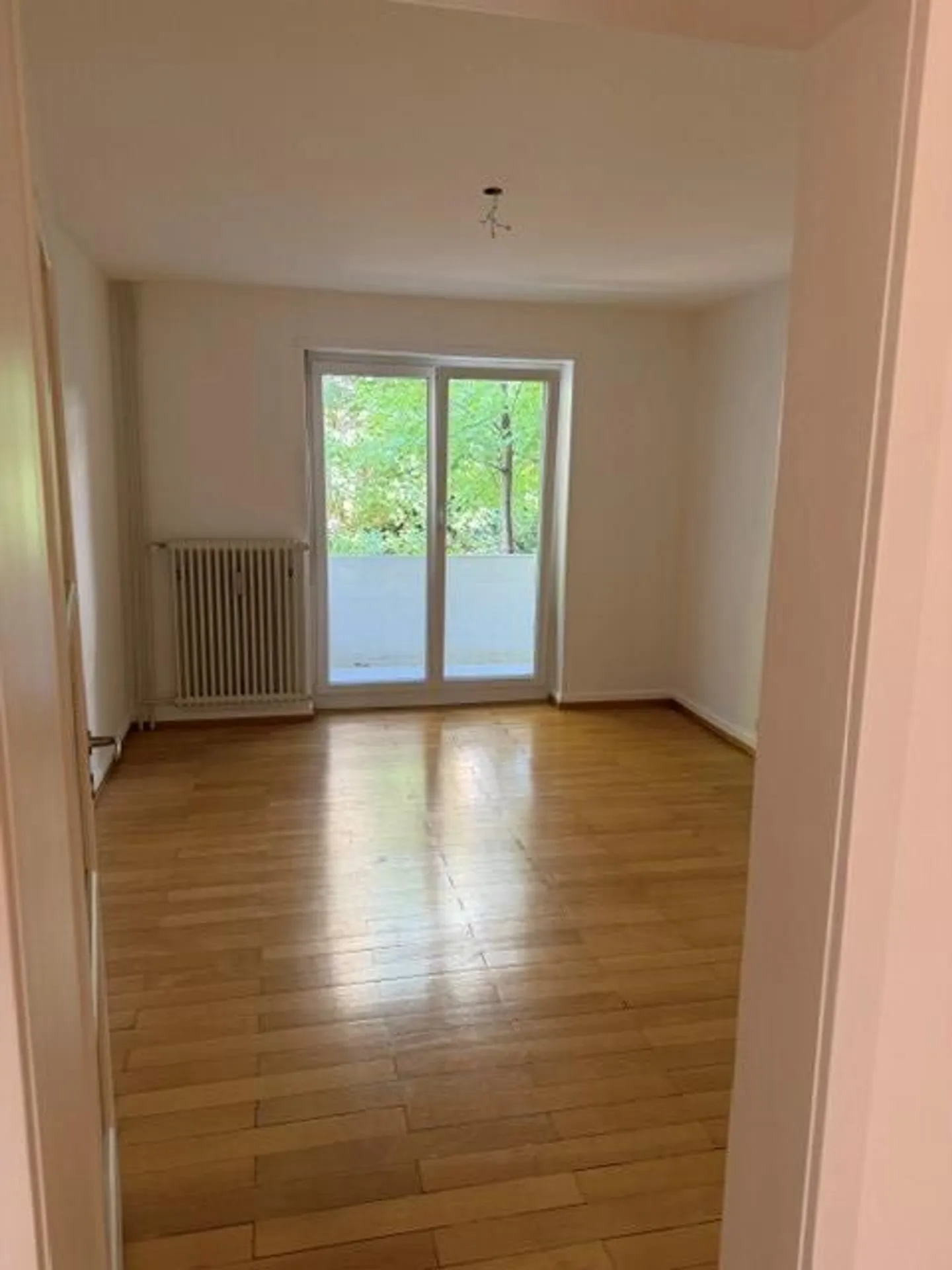 Charmante Wohnung in Basel - Foto 1 von 8