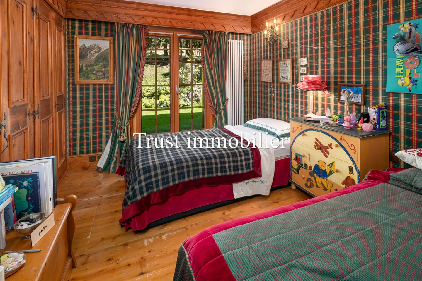 4002. Prestigious Apartment - Photo 11 of 13