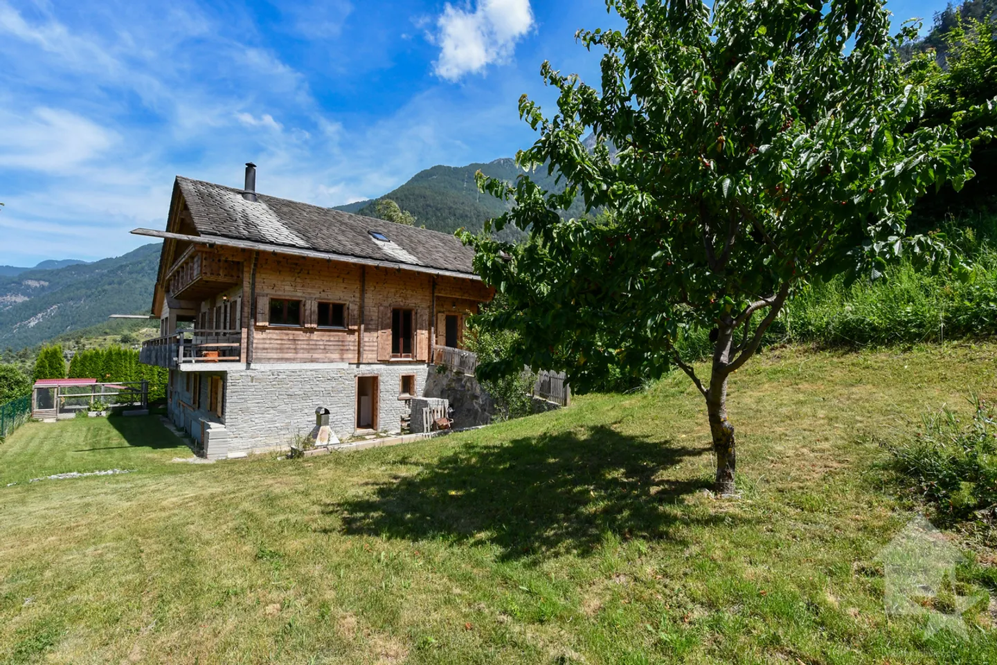 Spazioso chalet a pochi minuti da Saxon - Foto 24 di 28