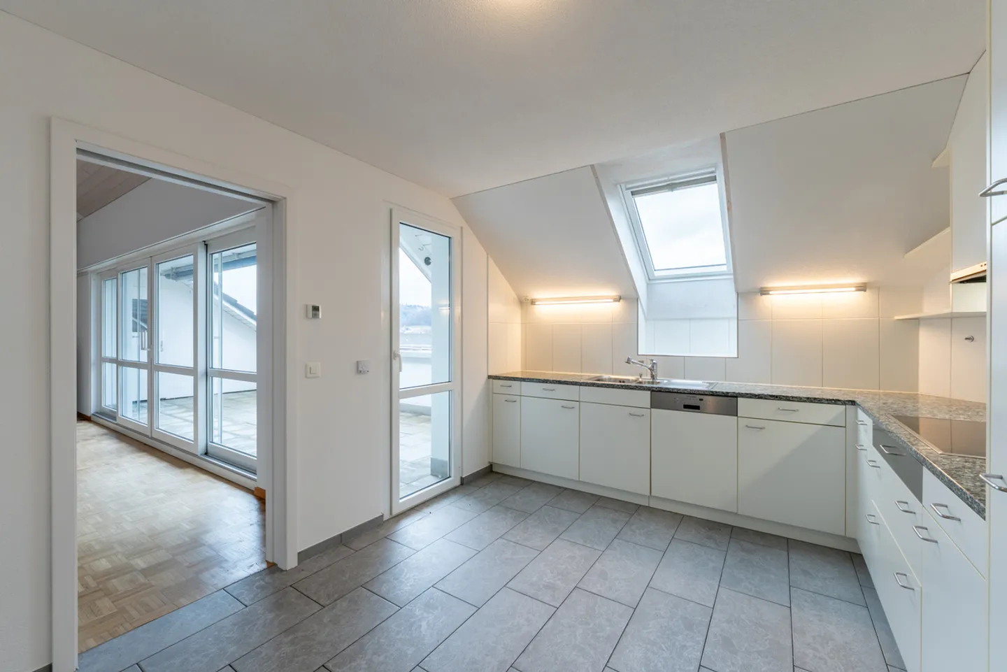 Miracle d'espace à distance de marche de la gare - Photo 4 sur 15