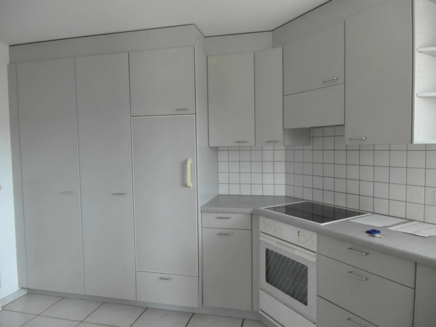 Sonnige Wohnung mit grossem Balkon - Foto 4 von 12