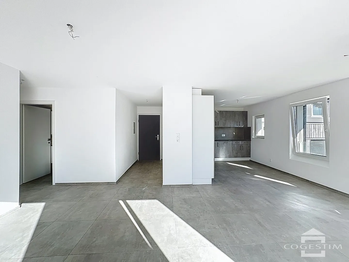 3.5 Room Apartment - Photo 7 of 13