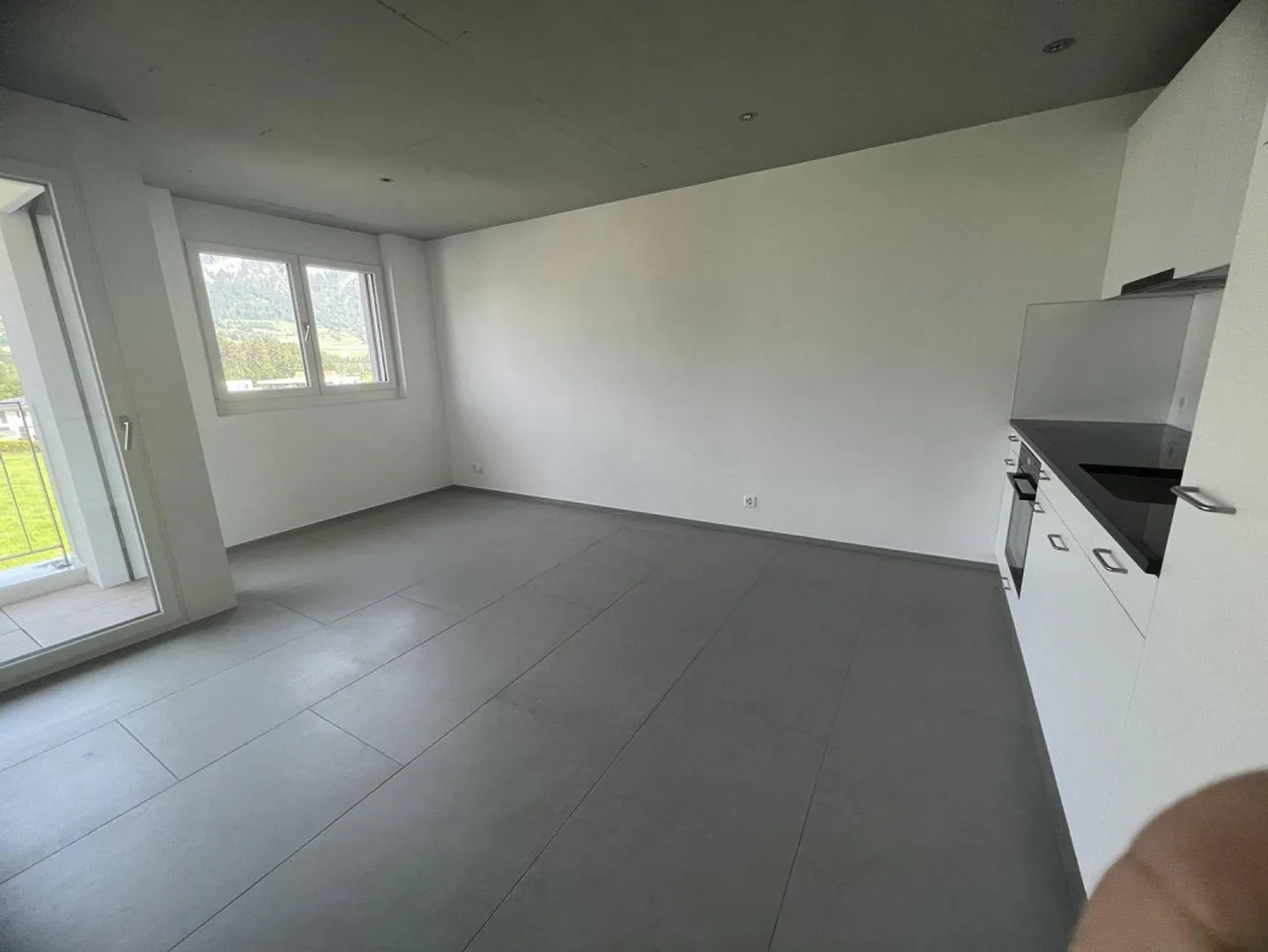 Moderno appartamento con 1 camera da letto con vista sulle montagne a Cazis - Foto 5 di 7