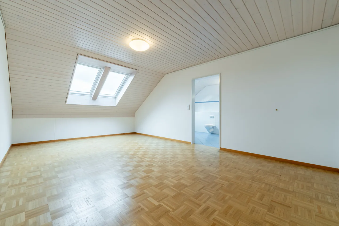 Miracle d'espace à distance de marche de la gare - Photo 10 sur 15