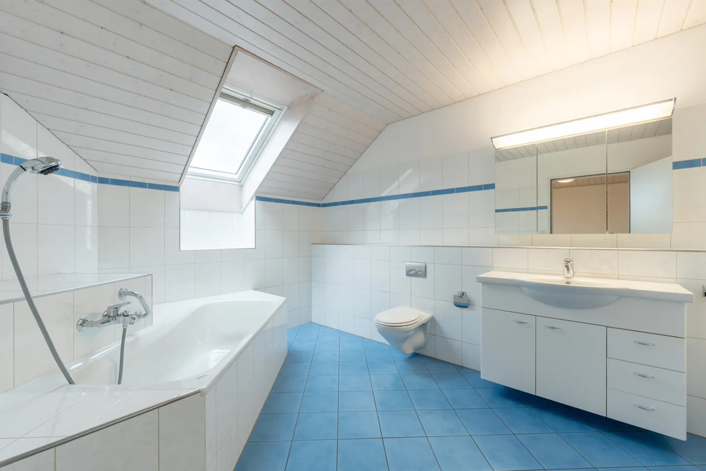 Miracle d'espace à distance de marche de la gare - Photo 11 sur 15