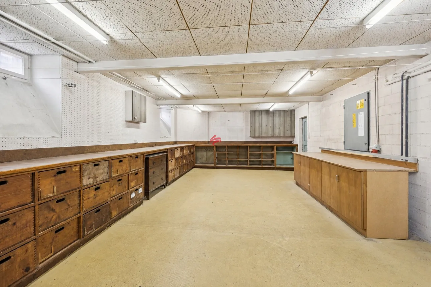 Spacious living as a single or two-family house - Photo 11 of 11