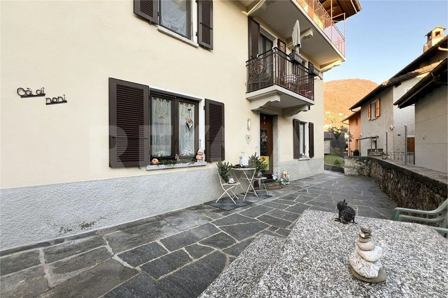 Maison plurifamiliale - Photo 1 sur 13