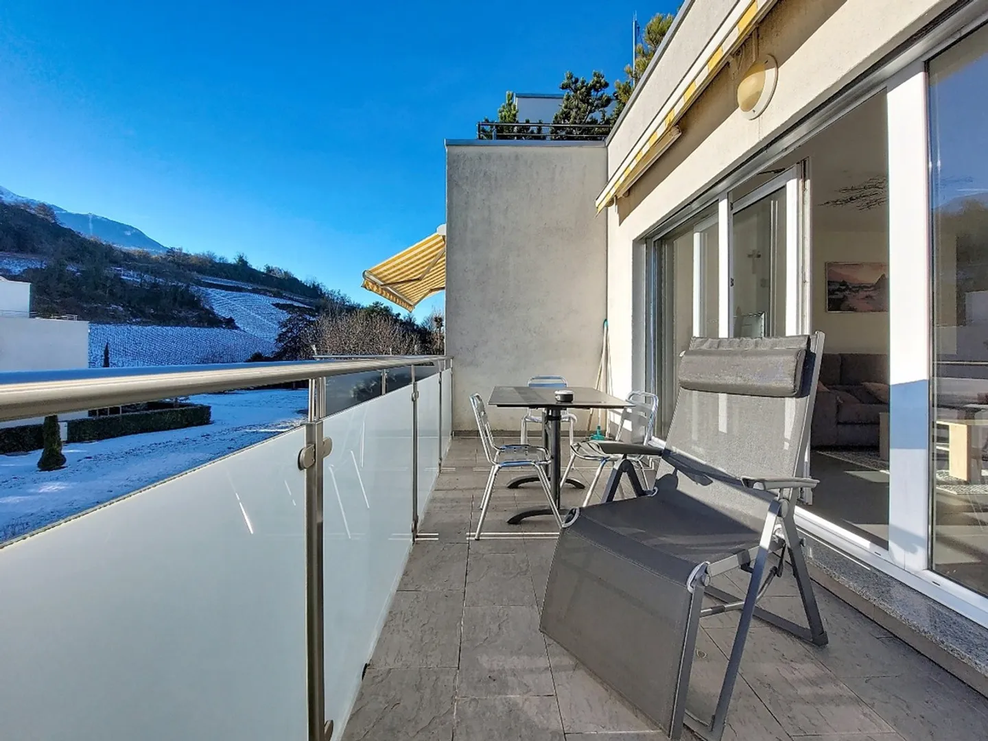 Sion/Pont-de-la-Morge, bel appartamento di 4.5 locali di 104 m2 con balcone e 2 - Foto 8 di 17