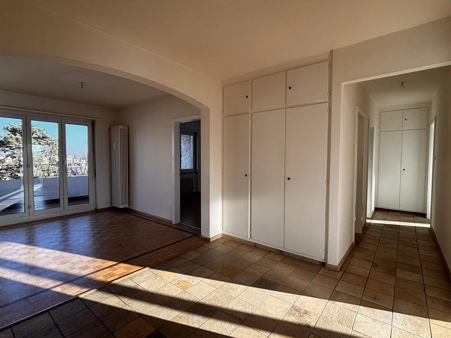 Charmant appartement de 4 pièces - Photo 3 sur 8