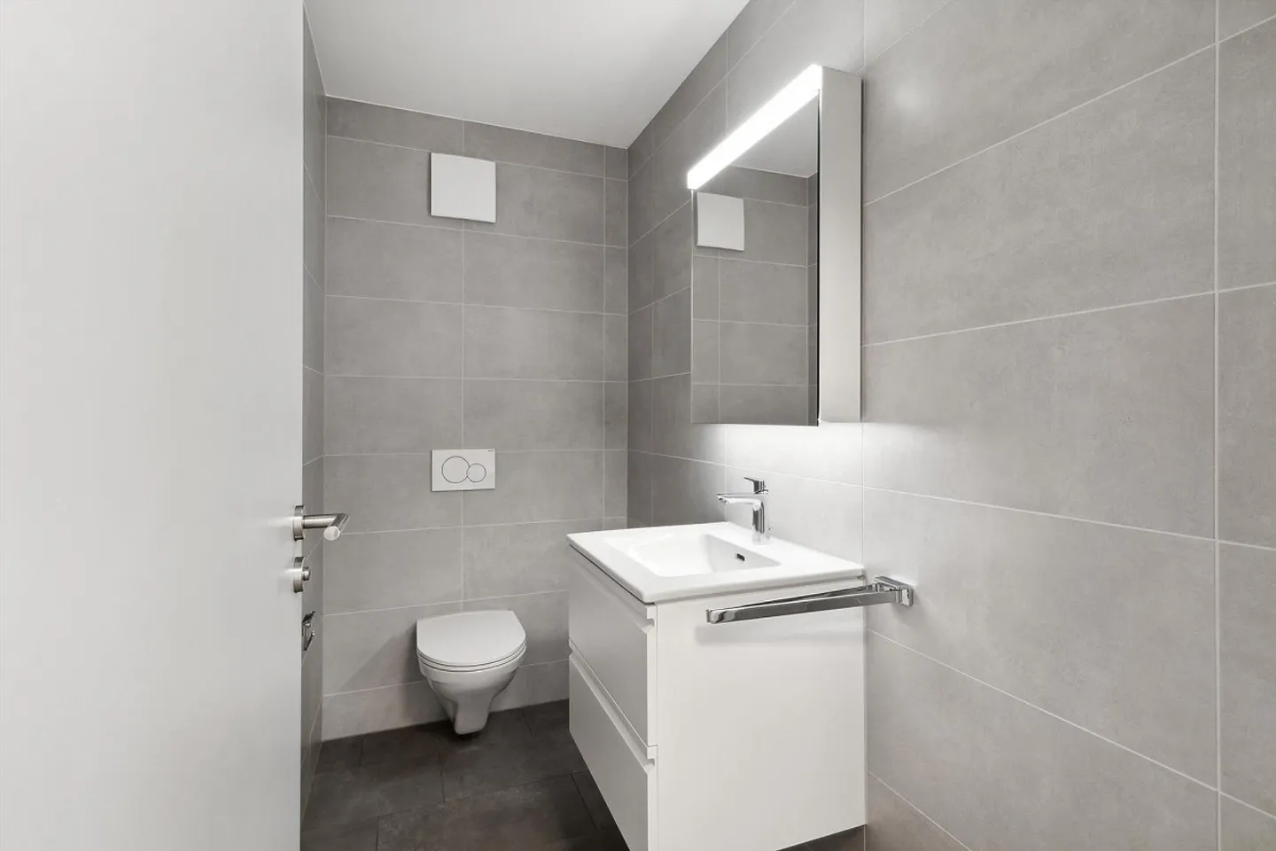 New apartment in Oerlikon with light-flooded rooms! - Photo 5 of 12