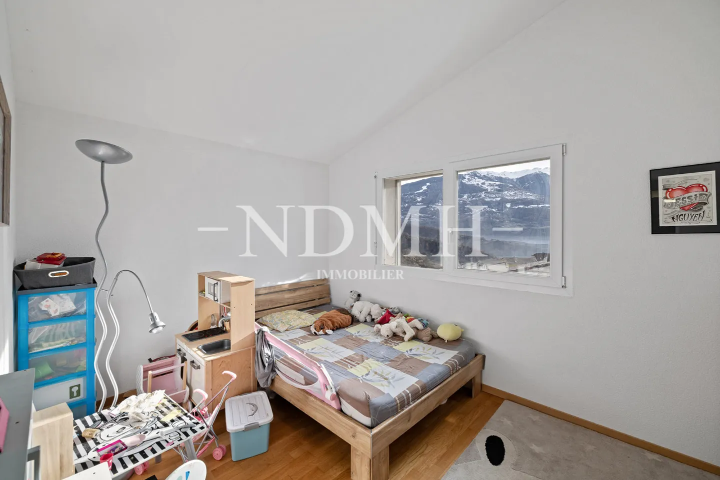 Villa indipendente spaziosa con grande giardino - Foto 7 di 9